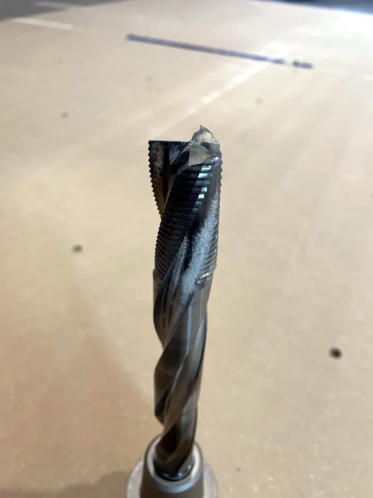 Hartmetall-Schaftfräser für die Holzbearbeitung – schärfen und neu fertigen bei WSH-Tools.de